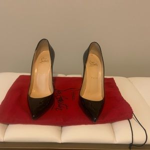 Black patten leather  so Kate pointed toe size 38